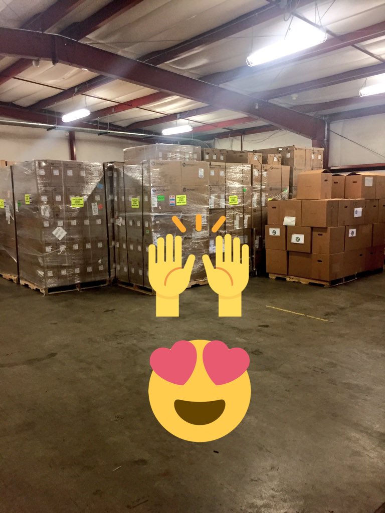 PSDTechnology's tweet image. New devices are finally here!! #summeratpsd #newtech #morecomming