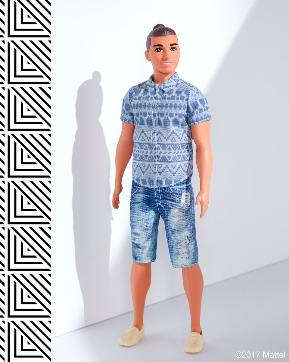 Barbie's tweet image. #ManBunKen is here and he's bun-tastic. #TheDollEvolves

Shop the doll: dolltasti.cc/2tu1XIT