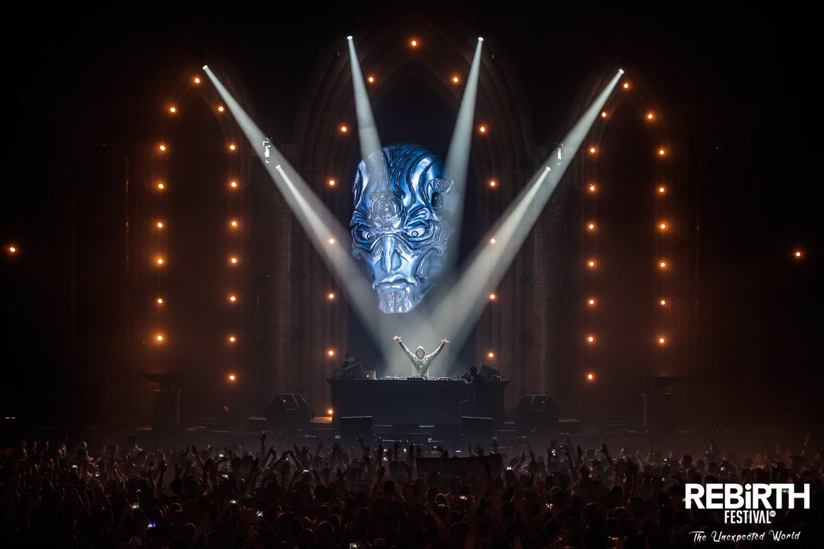 This was pure magic <a href="/djbfront/">B-front</a> at REBiRTH2017