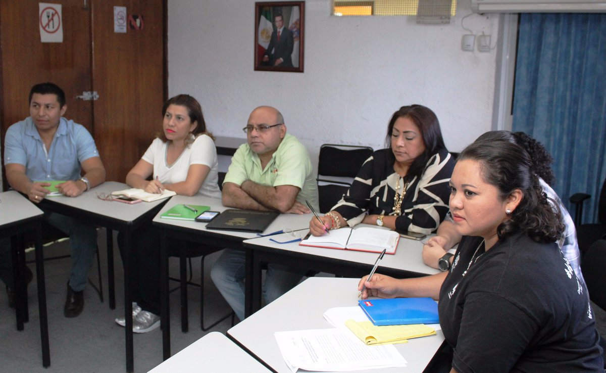 IEEA_CAMPECHE's tweet photo. #FelizMiercoles 🖥️🎥 #Videoconferencia Nacional con los #IEEAS y Delegaciones #INEAS, para revisar la #AlianzaIEEA & #CONAFE 📚📝📖🇲🇽💯 https://t.co/C4imZn5ADi