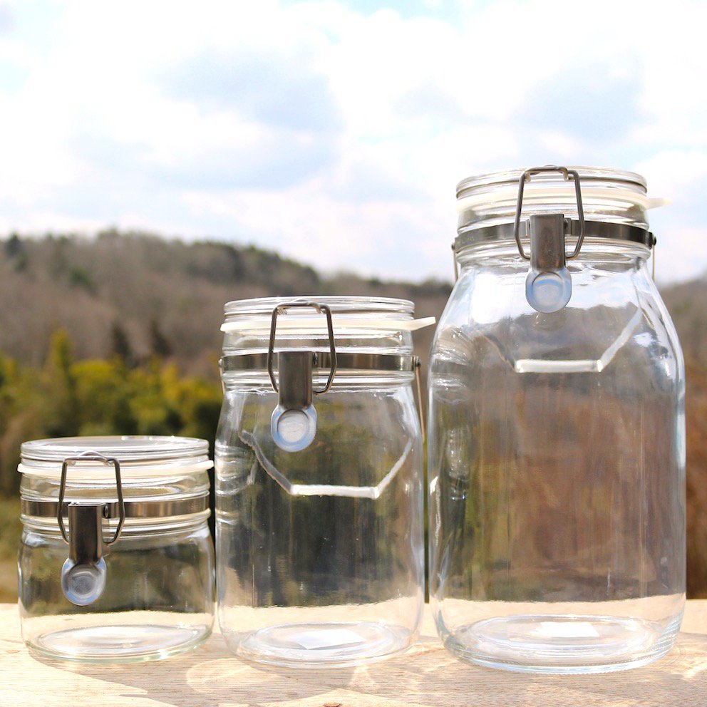 三宅商店 Twitter પર 食品の保存や発酵食品 果実酒作りに繰り返し使えておしゃれな密封保存容器 サビに強いステンレスの金具を採用し 内部の空気を抜ける脱気機能付 広口のボトルなので毎日のお手入れも簡単です セラーメイト ガラス密封保存容器 T Co