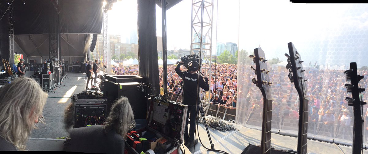 TomCochraneMUS's tweet photo. Sloan @Sloanmusic is tearing it up @StampedeShaker love these guys! https://t.co/9Bk5s7KO6D