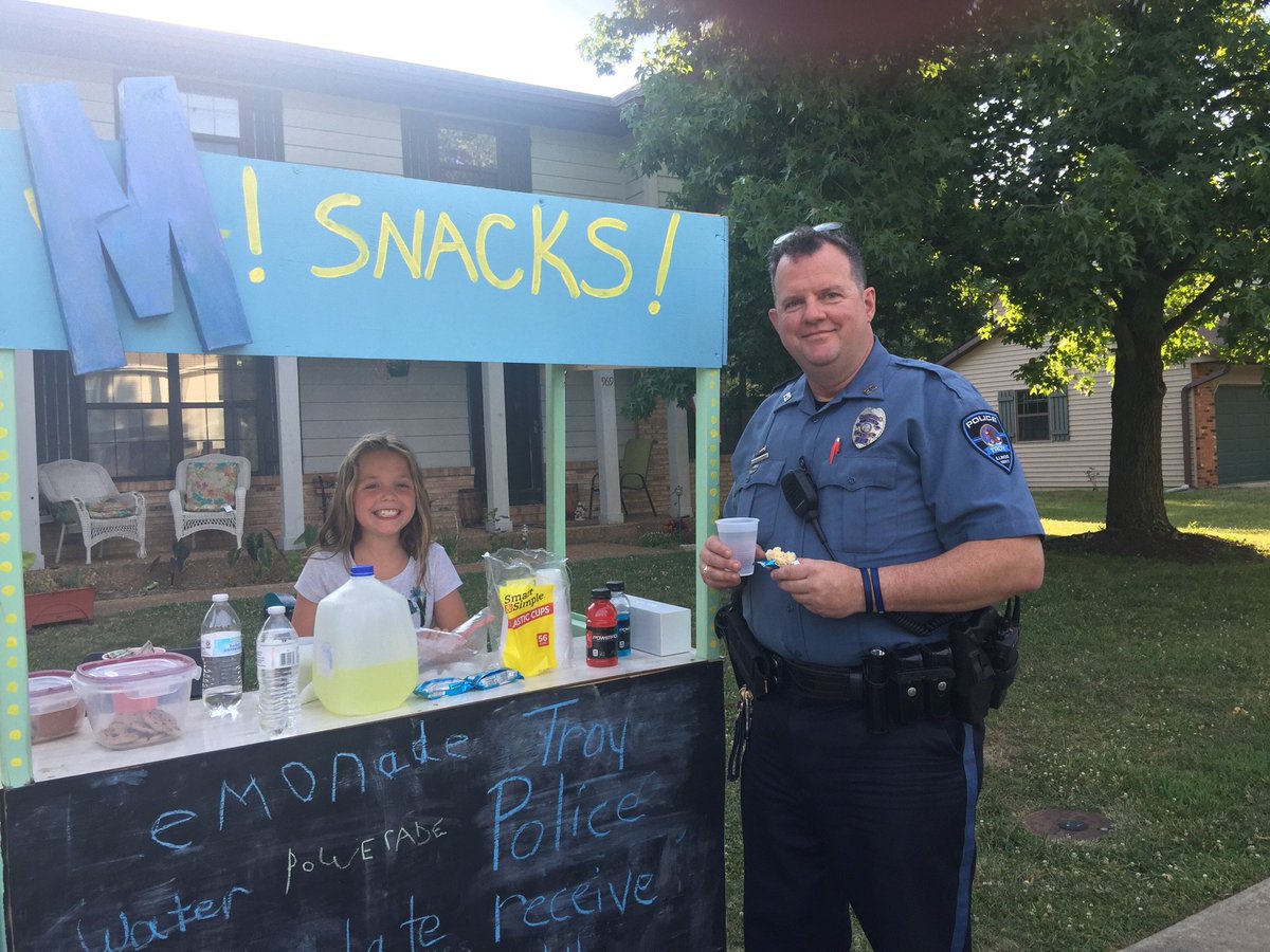 Troy Police Dept. (@troypolice) on Twitter photo Ran into this tough gal out in the 100 degree heat raising funds to help us for IL <a href="/SO_Illinois/">Special Olympics Illinois</a>! Best lemonade EVER. Thanks MJ! Ran into this tough gal out in the 100 degree heat raising funds to help us for IL <a href="/SO_Illinois/">Special Olympics Illinois</a>! Best lemonade EVER. Thanks MJ!