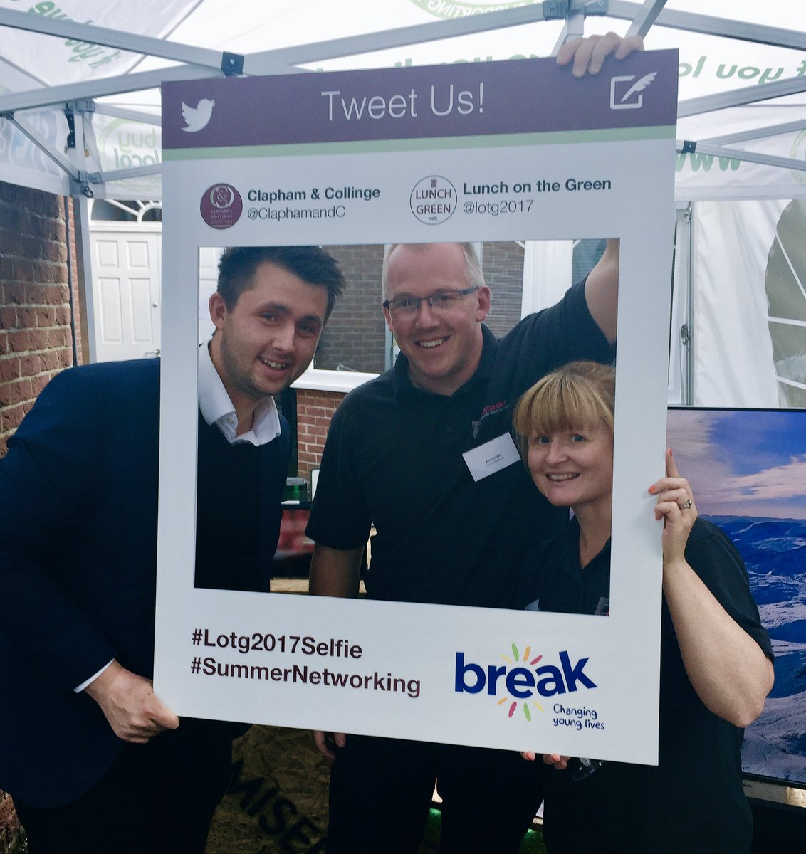 customised's tweet image. #lotg2017selfie
#summernetworking