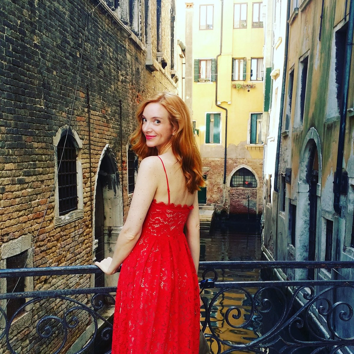 Ci si innamora piu facilmente a #Venezia? Analisi biochimiche confermano che non c'e luogo piu stimolante per la produzione di ormoni. #love