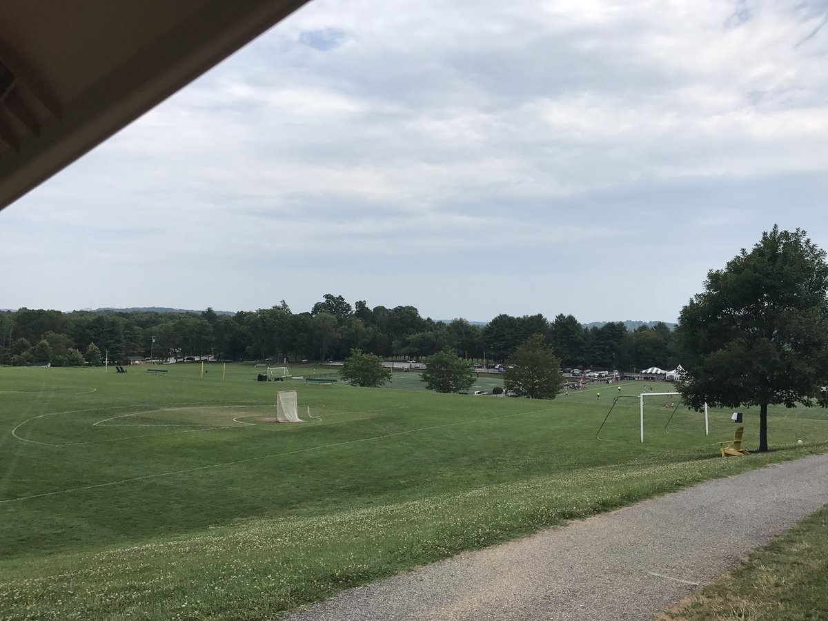 UnderArmour150 tweet media