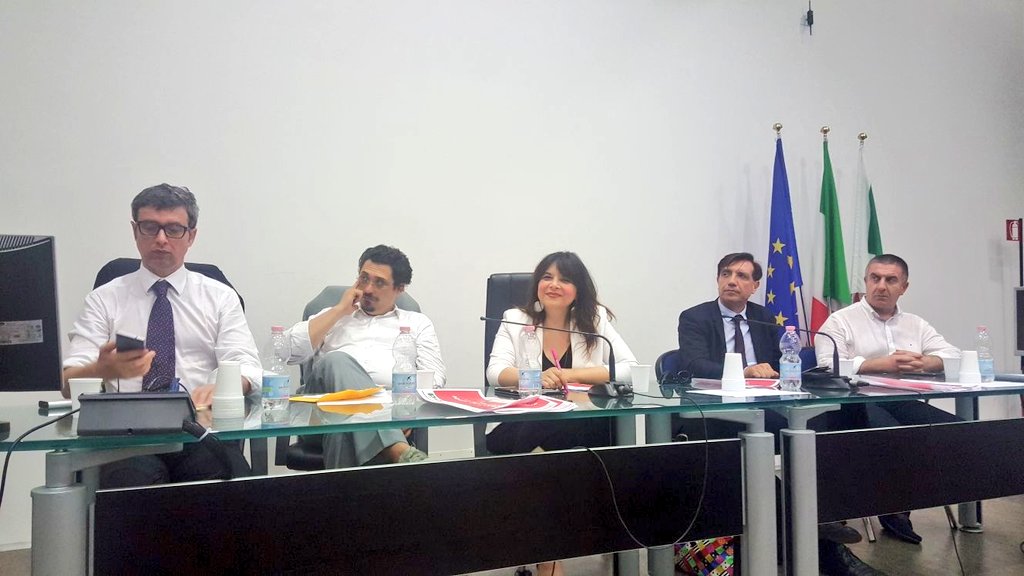 moriroberta's tweet photo. Chi oggi sceglie la corsa solitaria se ne deve assumere tutta la responsabilità ... conferenza programmatica per un #PD competitivo https://t.co/CNnYWx7THc