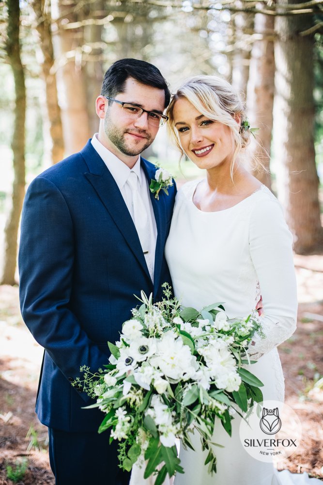 silverfoxphoto's tweet photo. Happy #WeddingWednesday! Our #FoxyFeature of the Week goes to our lovely bride and groom Jennifer and Timothy <3
https://t.co/SC1LRghDrP https://t.co/aki3sYV8lg