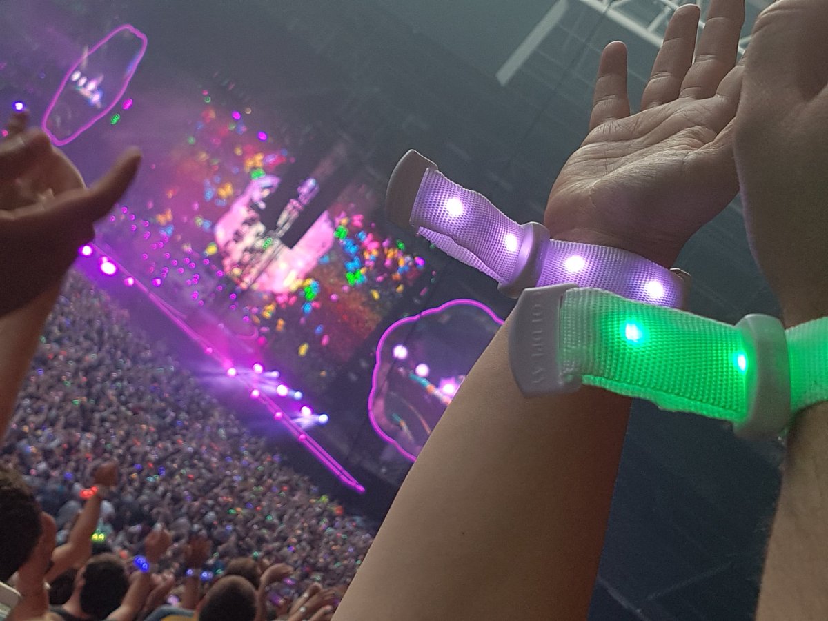 PhilGasston's tweet photo. #ColdplayCardiff https://t.co/lObrUddpK4