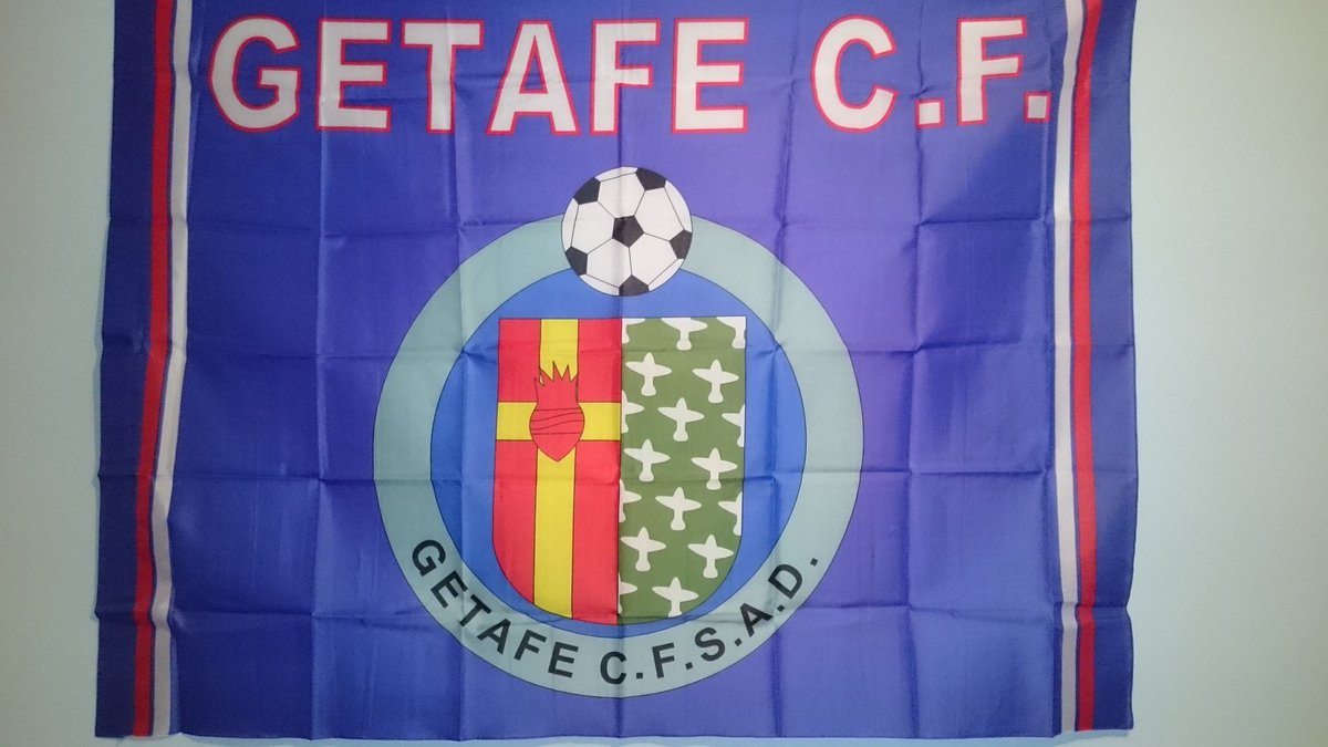 M4rioLM's tweet photo. #Geta30K aquí un azulón que se precia de tener una habitación azul dedicada al equipo https://t.co/CydUtPMhBI