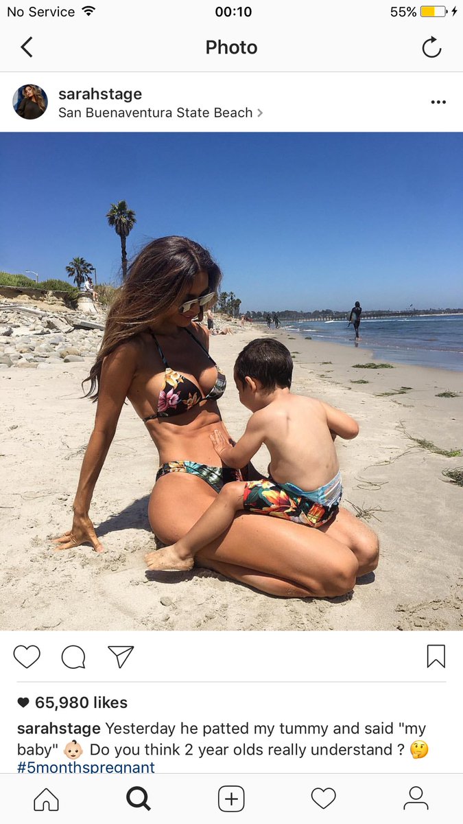 abbiedeans7's tweet image. 6 months pregnant???? HOW??! Where tf is she keeping that baby 😳