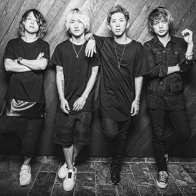 20 рок группа. Группа one ok Rock. Группа one ok Rock участники. Японская группа one ok Rock. Солист группы one ok Rock.