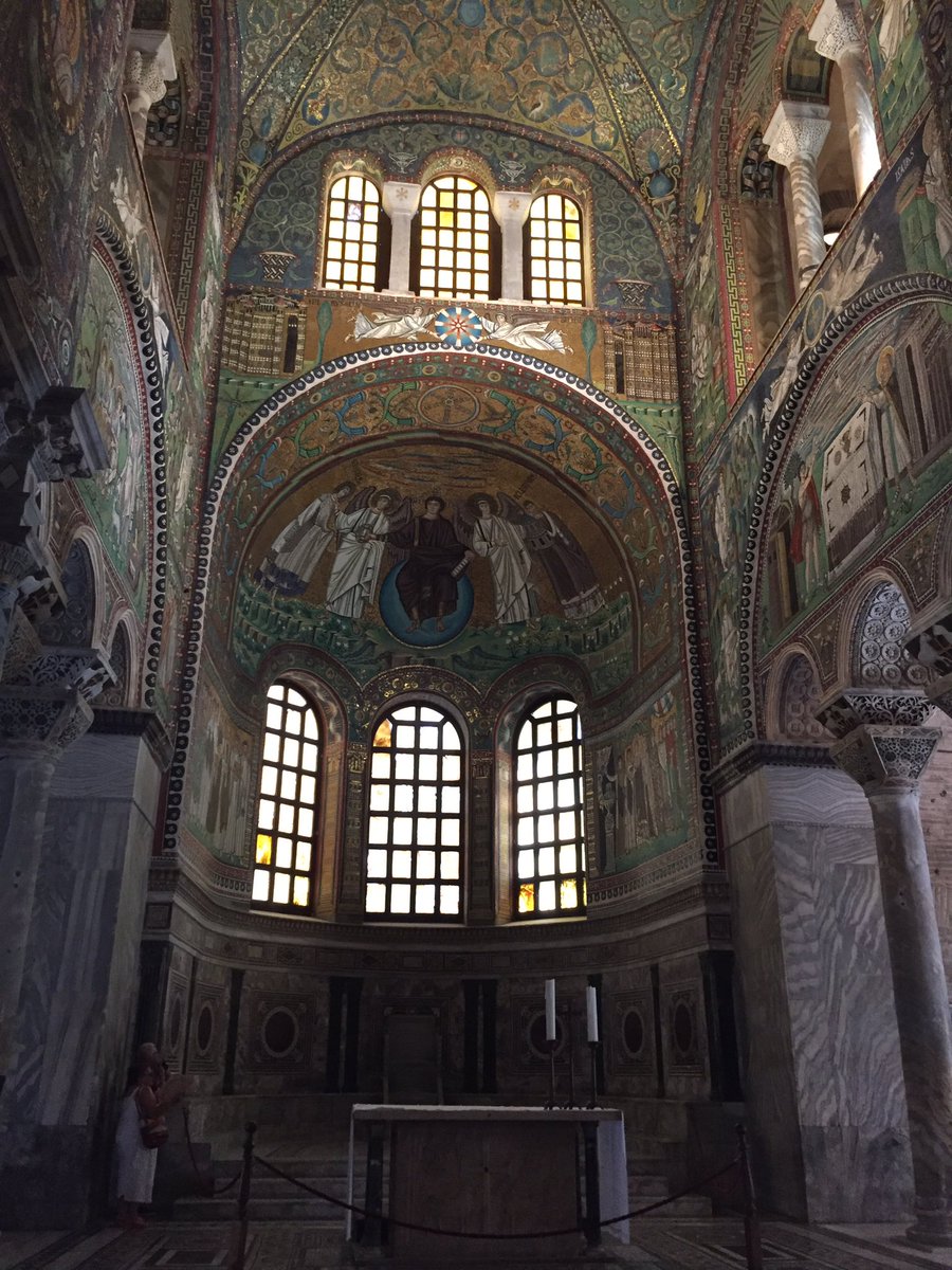 Guess where I am?!  #arthistory