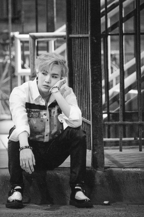 moon_joon_'s tweet image. ✨Joon
Bi
💕Sub
Pretty boy
🐳 dyes hair often 
Loves to show affection
👏🏻DADDY KINK 
Soft boy