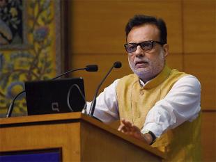 bcs_llp's tweet image. Selling old jewellery to attract 3 per cent #GST: @adhia03 | #GSTMasterClasses #gstrollout #GSTwithBCS @bcs_llp 

gstnashik.com/news/selling-o…