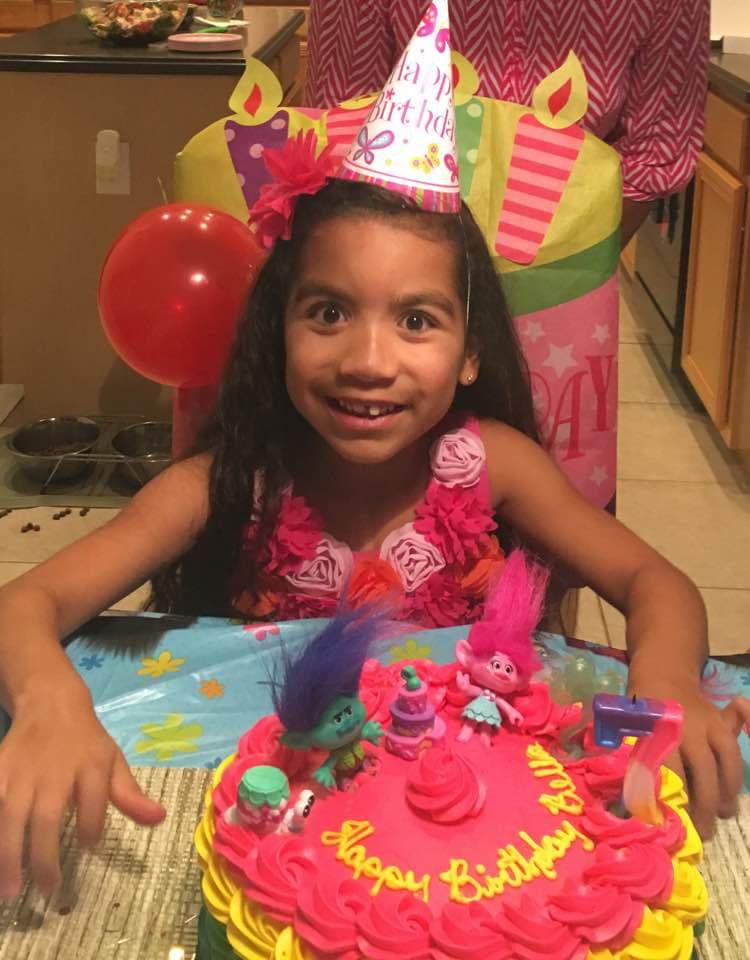 superbellarocks's tweet photo. 7th birthday!
#superbellarocks
#giveblood
#chdawareness
#projecthappyhearts
#highdeebee
#blessedbeyondbelief
#bekind
#believe https://t.co/j5OOx9XKy9