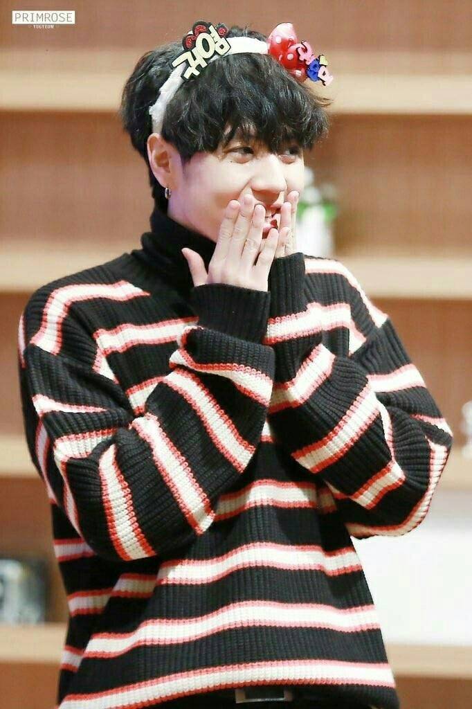 vrone_hh16's tweet photo. I vote #Yugyeom of #got7 @GOT7Official for #100mosthandsomefaces2017 #tccandler @tccandler https://t.co/xkY1TAFD5k