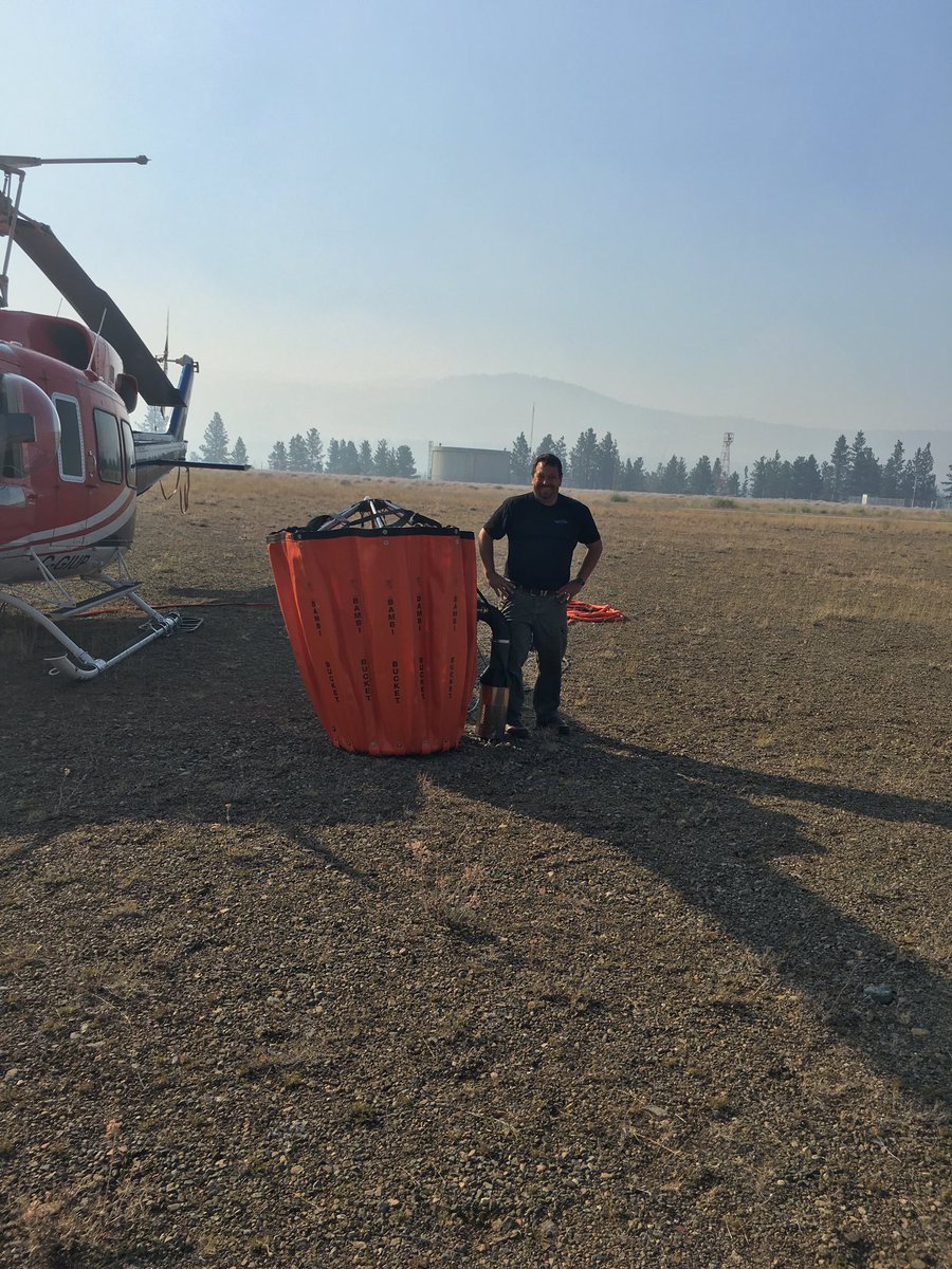 Fighting the fires in Princeton 🔥
#firefighters #bcforestry #2017forestfires #bell212HP #globalnewsbeat