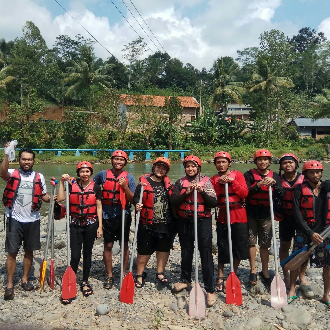 Gusmusyafa's tweet photo. #FotoProfilBaru https://t.co/qfGPJT5xYR