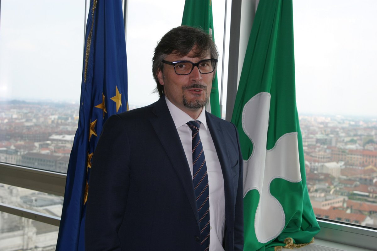 angelo_capelli's tweet photo. Oggi a #Laxolo #ValBrembilla h.17.30 invito amico sindaco #DamianoZambelli inaugurazione #TecnoLab, #knowledge #lab #tanlab #turnaandoma https://t.co/L3FKa7rrMn