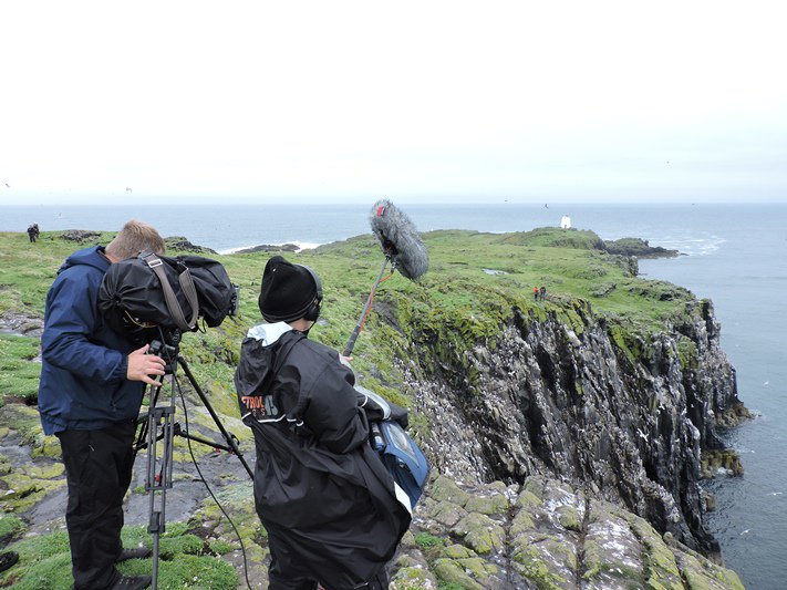 SteelySeabirder's tweet photo. Magic May on TV! The Isle of May will feature on @BBCCountryfile this Sunday, BBC One at 7pm more details: https://t.co/VnWtRiQI6m https://t.co/KpEN4pHlQw