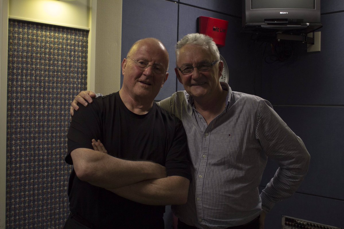 BlueoftheNight's tweet image. Stellar moment from last Live Blue @RTElyricfm @corcorc and @christymoore45 - thanks Christy