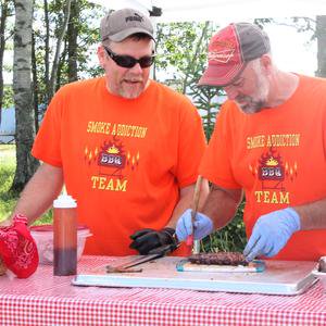 PAL_EchoJournal's tweet photo. Rib cook-off raises over $7,000 for vets https://t.co/kWjc2ZMYJI https://t.co/Y9Td04uhW3