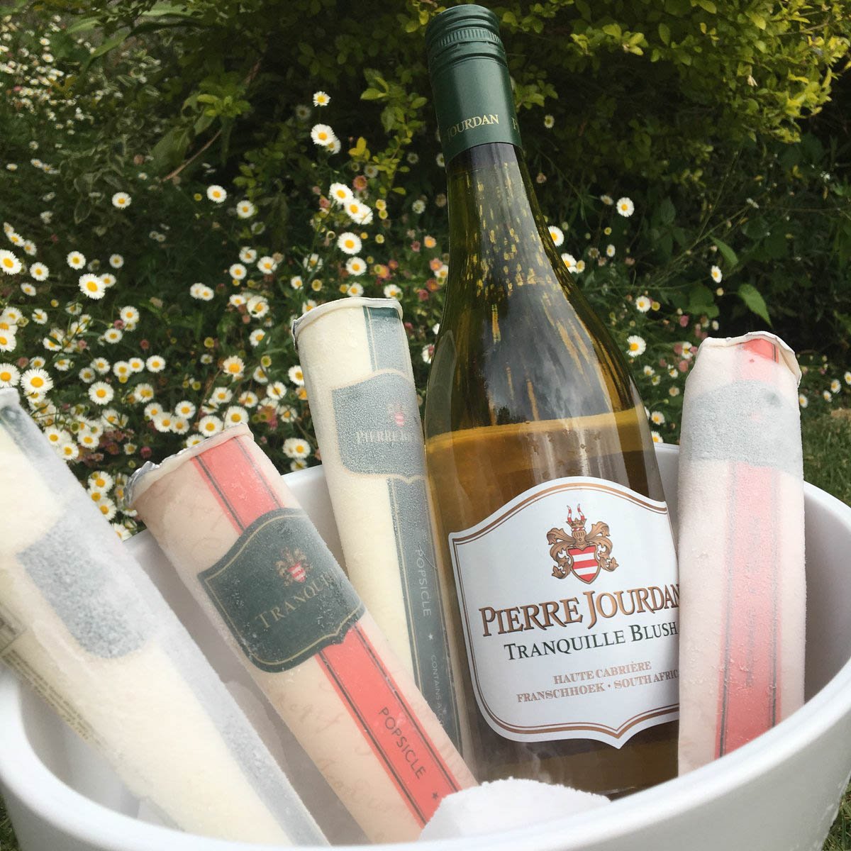 Lifestyle_KZN's tweet photo. @HauteCabriere #PierreJourdan #PJPops™ - the perfect treat for your next function! Order Now: https://t.co/gF6oDY25rY #WinePopsicles #Durban https://t.co/xTfUP1gJ54