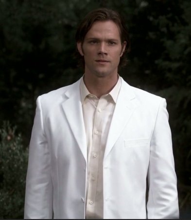 lexi_osd's tweet photo. Also I know it's not Sam but Lucifer but damn he looked hella beautiful in this suit 😍 #JaredLoveWeek https://t.co/zvSVxEZLD1