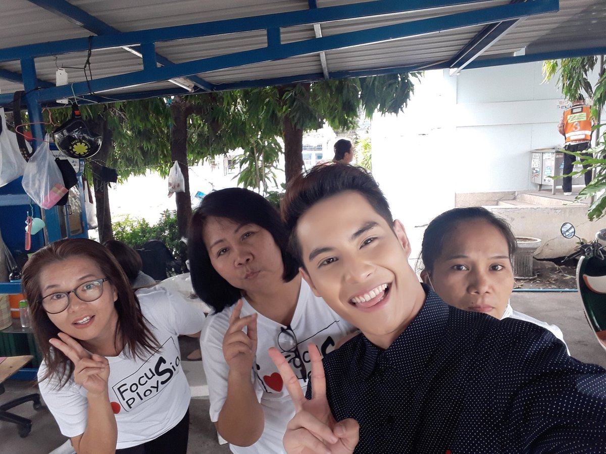 VISET13's tweet photo. ขอบคุณทัพหน้าที่น่ารักทุกคนเลยค่ะสวดยอดเลยลวกเพี่ย
#Hugradio
#HugDjSpecial
#FocusAF12
#CusSaiFamily https://t.co/9Fd6GeFsol