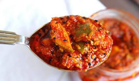 Purpleolive01's tweet photo. Marinated in oils and #spices #achaar (South Asian pickles) is a great appetite booster which compliments almost any #meal https://t.co/e0ezJ2hqcC