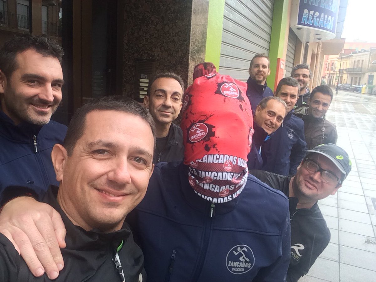 miguelgiron1975's tweet photo. En #NoPiensesCorre @chemitamartinez que lleva años sin probar el Alcohol !!! 😱 el 19/Jul tienes una oportunidad con los #runnersTwitterosVLC https://t.co/cSooLpiOHM
