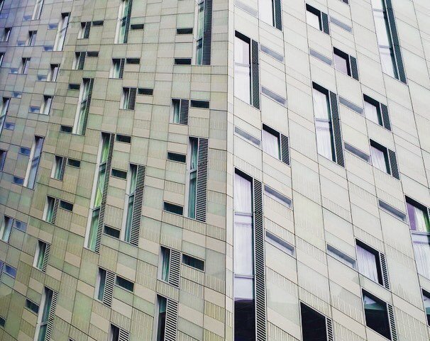 CatchpoleCj's tweet photo. Angles through which we look 📷 (at Old Street) https://t.co/vN3pfLq8IN