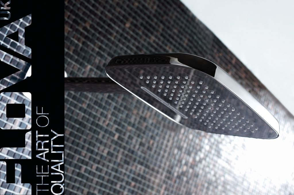 From waterfalls to rain showers, multiple spray heads to water-saving aeration systems ➜ buff.ly/2u5x3a2 #bathroomdesign #PBGstyle 🚿