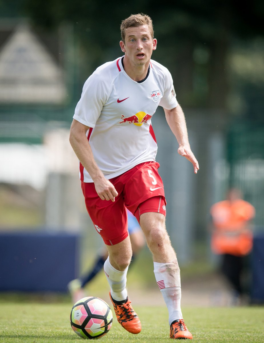 Die Roten Bullen On Twitter Transferbestatigung Nach 6 Jahren Fur Rbleipzig Schliesst Sich Henrik Ernst Hannover96 Ii An Danke Viel Erfolg In Hannover Henne Https T Co Oqpggau7mo