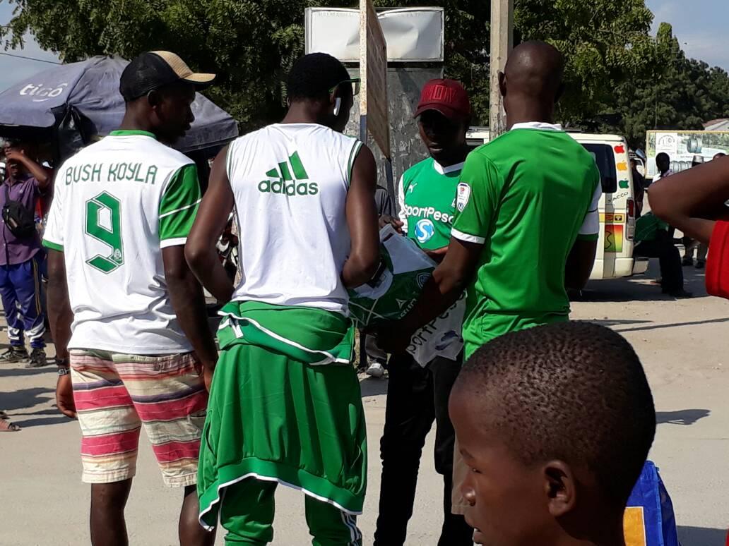 SirAlexas's tweet photo. The Green Army has invaded Dar, Gor vs. Everton will be live on ss3 starting 5pm #ssgoreverton https://t.co/x3BpaWXA9r