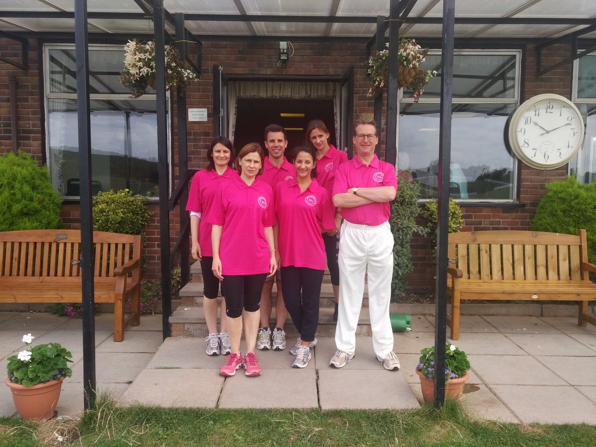 PI_MedNegCW's tweet photo. Team CW ready to play for @HeadwayBristol #cricket. Looking forward to smashing the opposition! https://t.co/NcnAb1BZMj