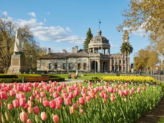 SiteMapaMundi's tweet photo. #Bendigo: um destino lindo perto de #Melbourne, #Australia https://t.co/coORl6fHQm
#ate17 @Australia @GreaterBendigo https://t.co/7vgFRMTY1r