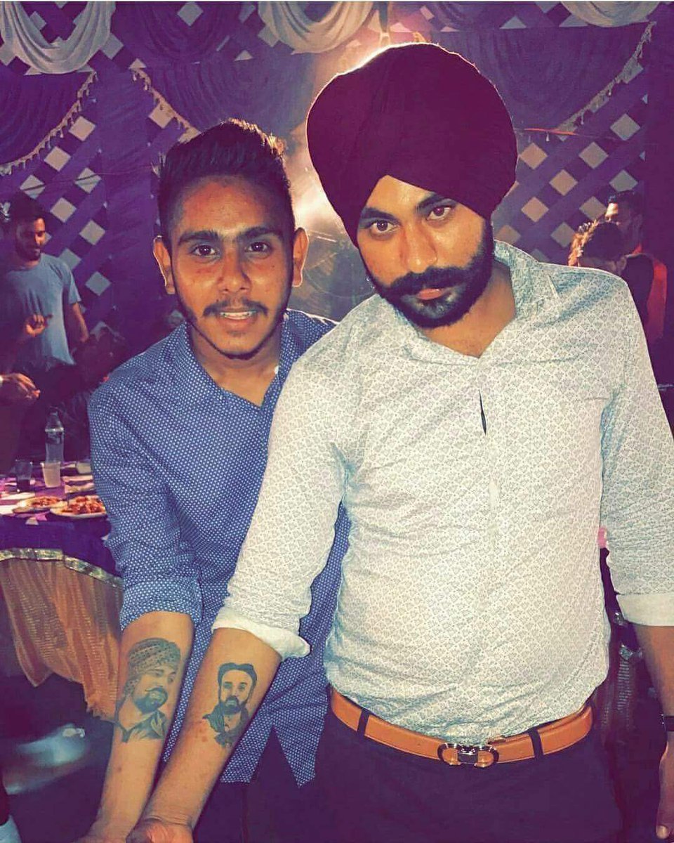 DewSidhu's tweet photo. #Fan #jatt #de 🙏😍👌👌 https://t.co/WCZygsyryJ