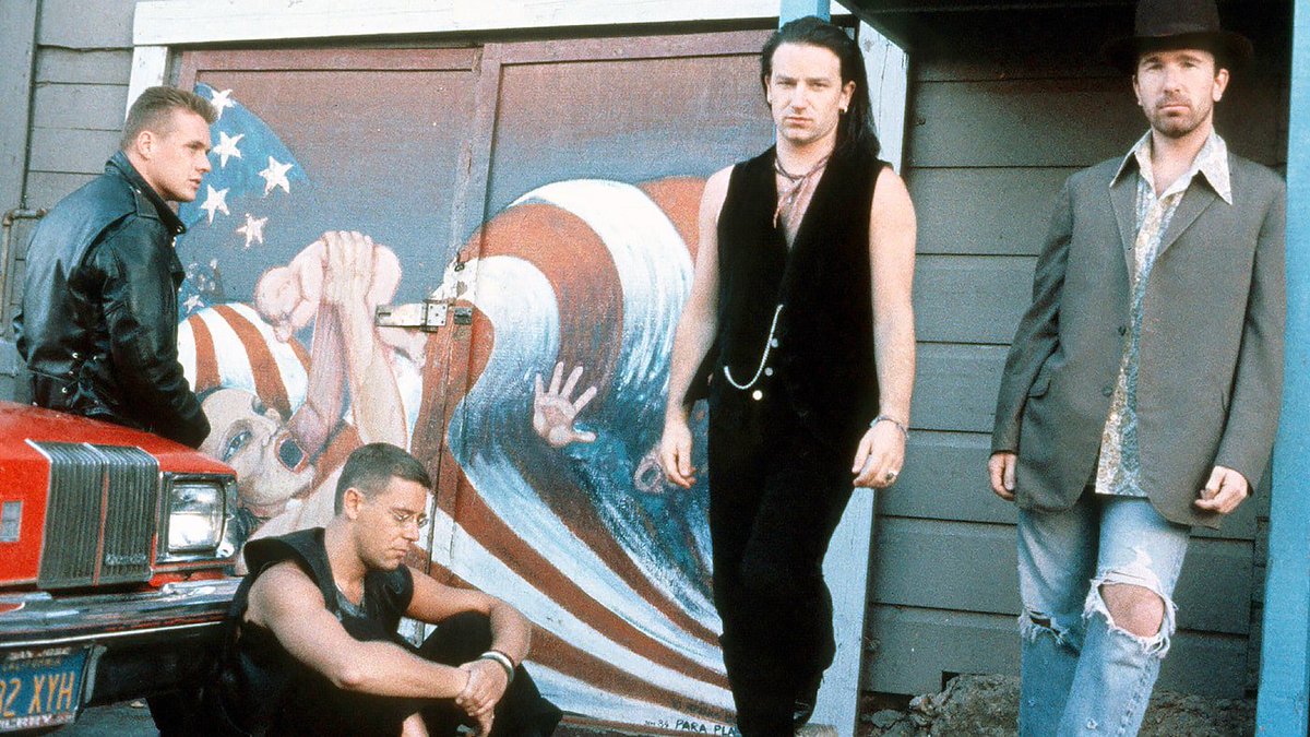 RollingStone's tweet image. How U2 fell in love with Nashville and influenced today's country music rol.st/2umpU8F