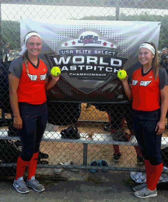 dean_rose30's tweet photo. @CarissaMyers00 and @paigeshelley18 https://t.co/xJe8GXlImi