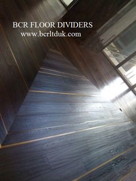 DesertkingWp's tweet photo. BCR DIVIDING FLOOR N WALL LINES IN BRASS, SS AND ALUM#floordividers #floorlines #floorseperator #metalfloorlines #bcrdividers #bcr #uk #uae https://t.co/G8Q6QbnLz8