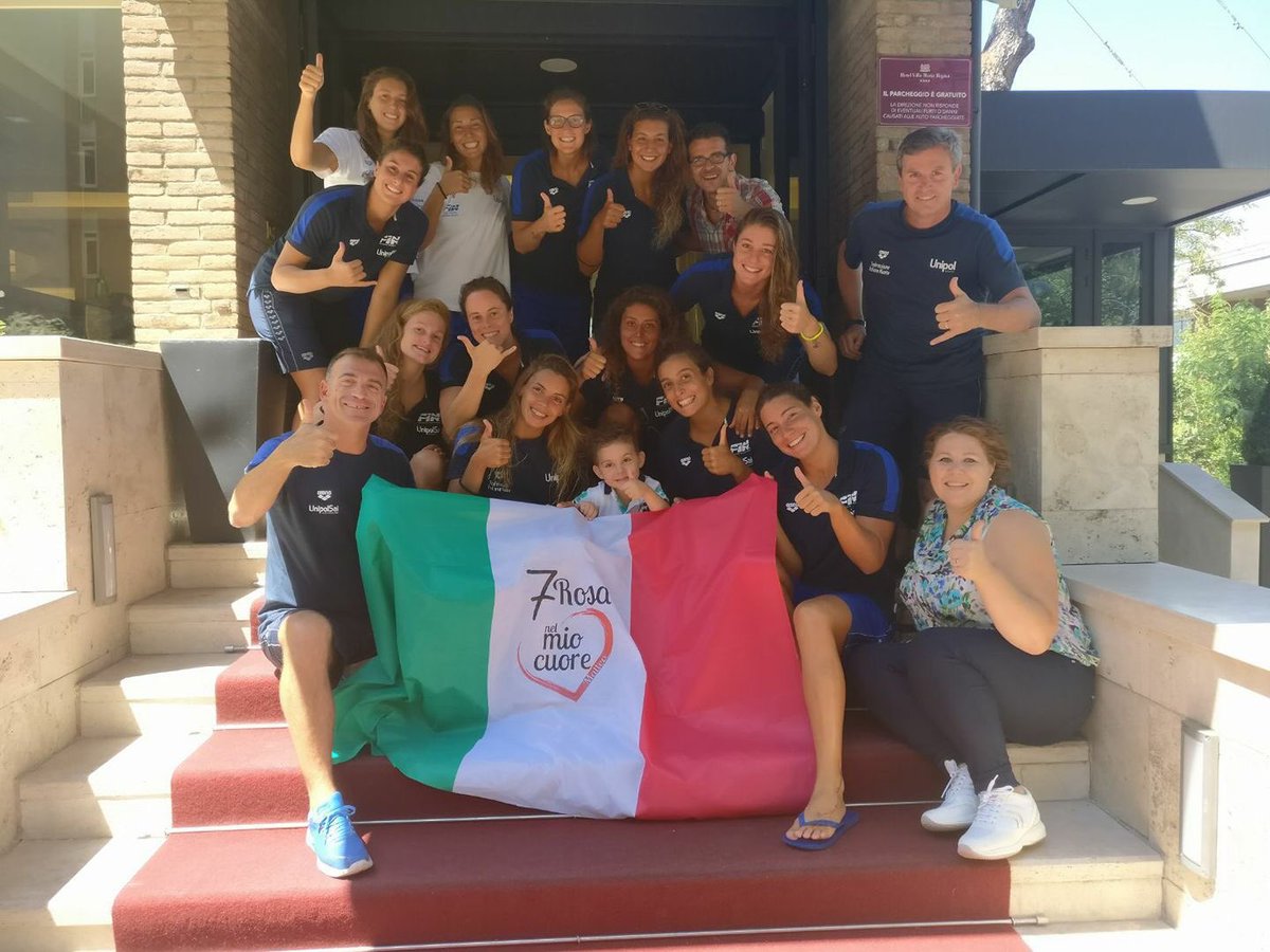 Ct #Conti: "Poi ci sono quelle cose che ti fanno capire quali sono  le vittorie che contano. Grazie ragazze per come siete"
#7rosa nel cuore