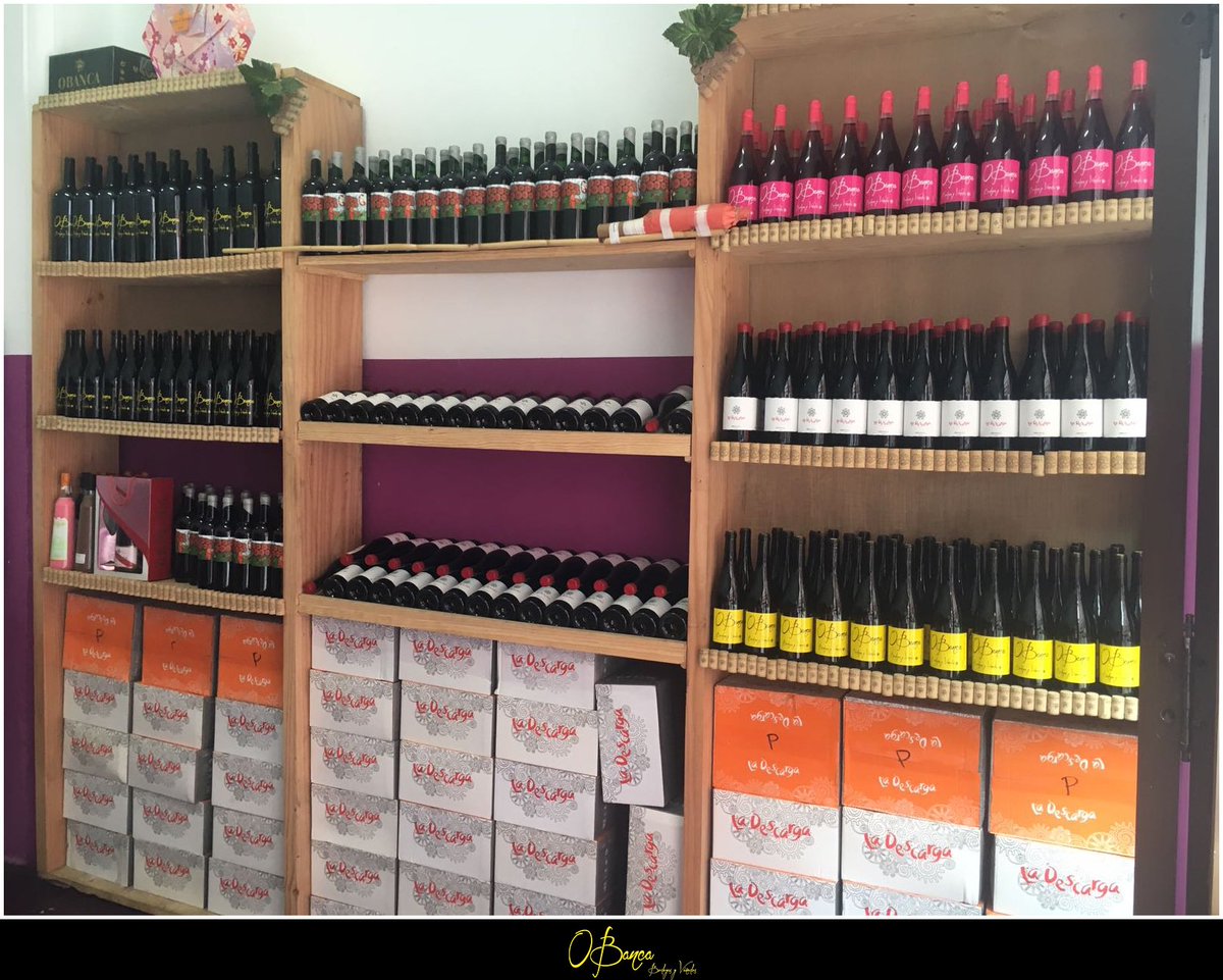 deJMarcos's tweet photo. Más detalles de nuestra tienda en la Calle Uría de Cangas del Narcea. https://t.co/vgNYuQZ7Wk