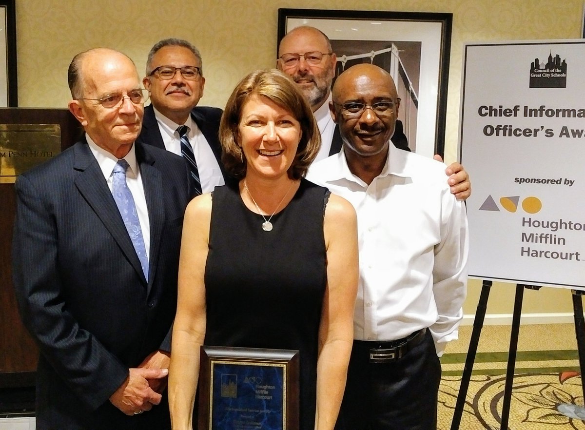 GreatCitySchls's tweet photo. CONGRATULATIONS to Sharyn Guhman of @DPSNewsNow for winning the CIO Award yesterday at #CGCSjoint17 https://t.co/9t2jX7US9r