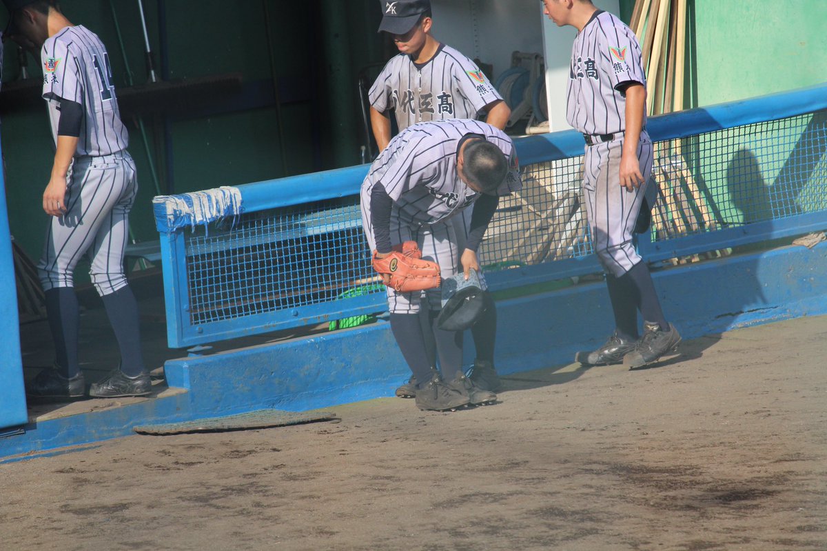 baseball_rx8's tweet photo. 本日を持って我が9年間の野球人生が終了しました😭
後悔はありません😭
ハエでよかった😭
みんながいたから笑顔でいれた😭
たのしかった😭

支えてくれた家族、仲間ありがと
ピッチャーというみんなから一番は声を掛けてもらえるポジションでよかった😭

 #最後に笑顔😄 https://t.co/eOyD7BX0S0