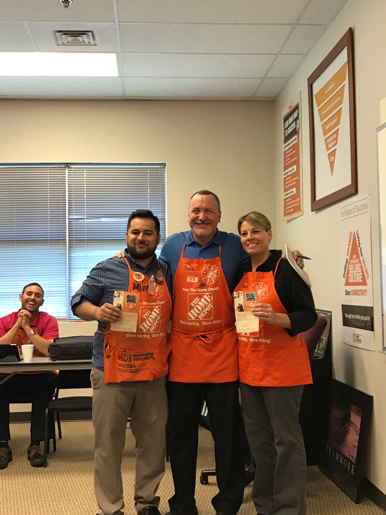 SHAMWOW99's tweet photo. Congratulations to Mike &amp; Audra for Taking Care of Our People!! Thanks for helping us build the HDI business!! https://t.co/gSPWnOoUQm