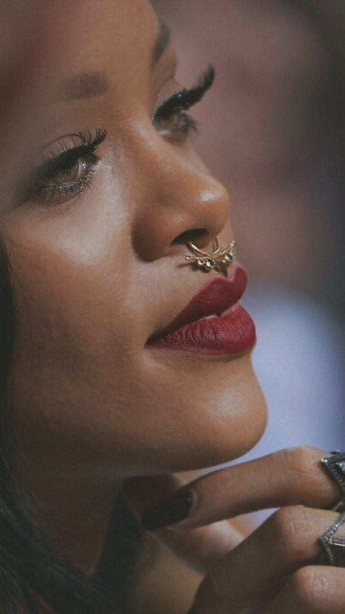 leandra_fenty's tweet photo. My #TeenChoice vote for #ChoicePopSong is "Love on the brain" - @rihanna https://t.co/CbUDz6J4nE