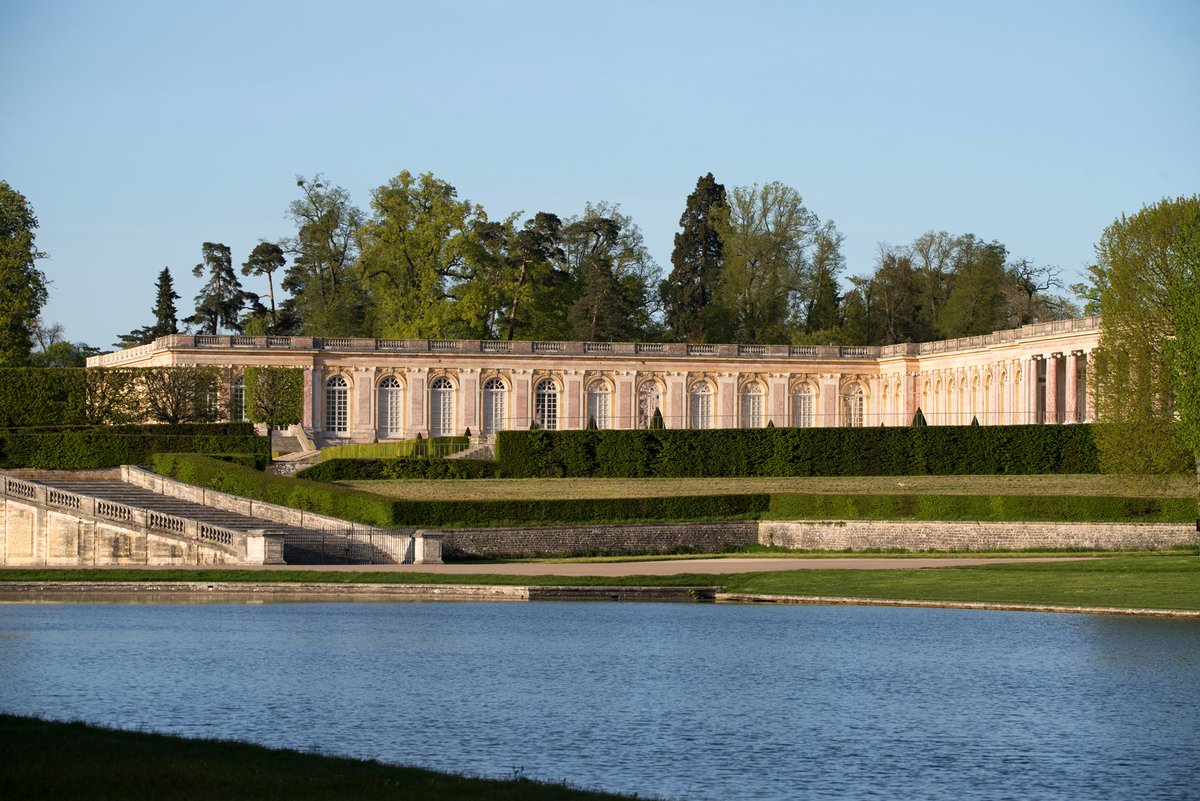 Chateau De Versailles On Twitter Coucher Du Soleil Sur Le