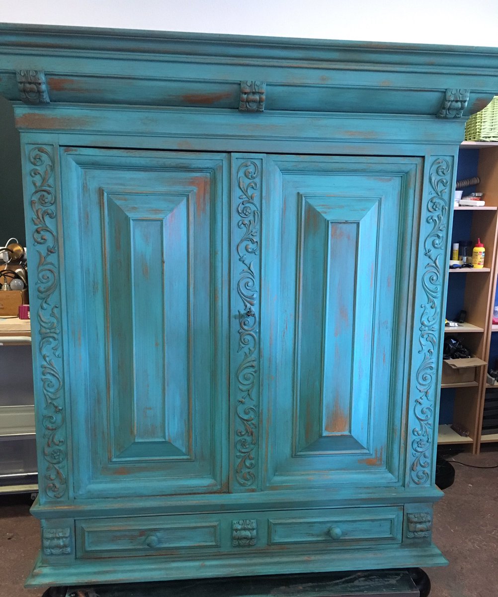 HippeKringloop's tweet photo. #mechelsekast voor & na 🎨♻️👍🏻 #hippekringloop #assen #diy https://t.co/ZVDhoiNQe1